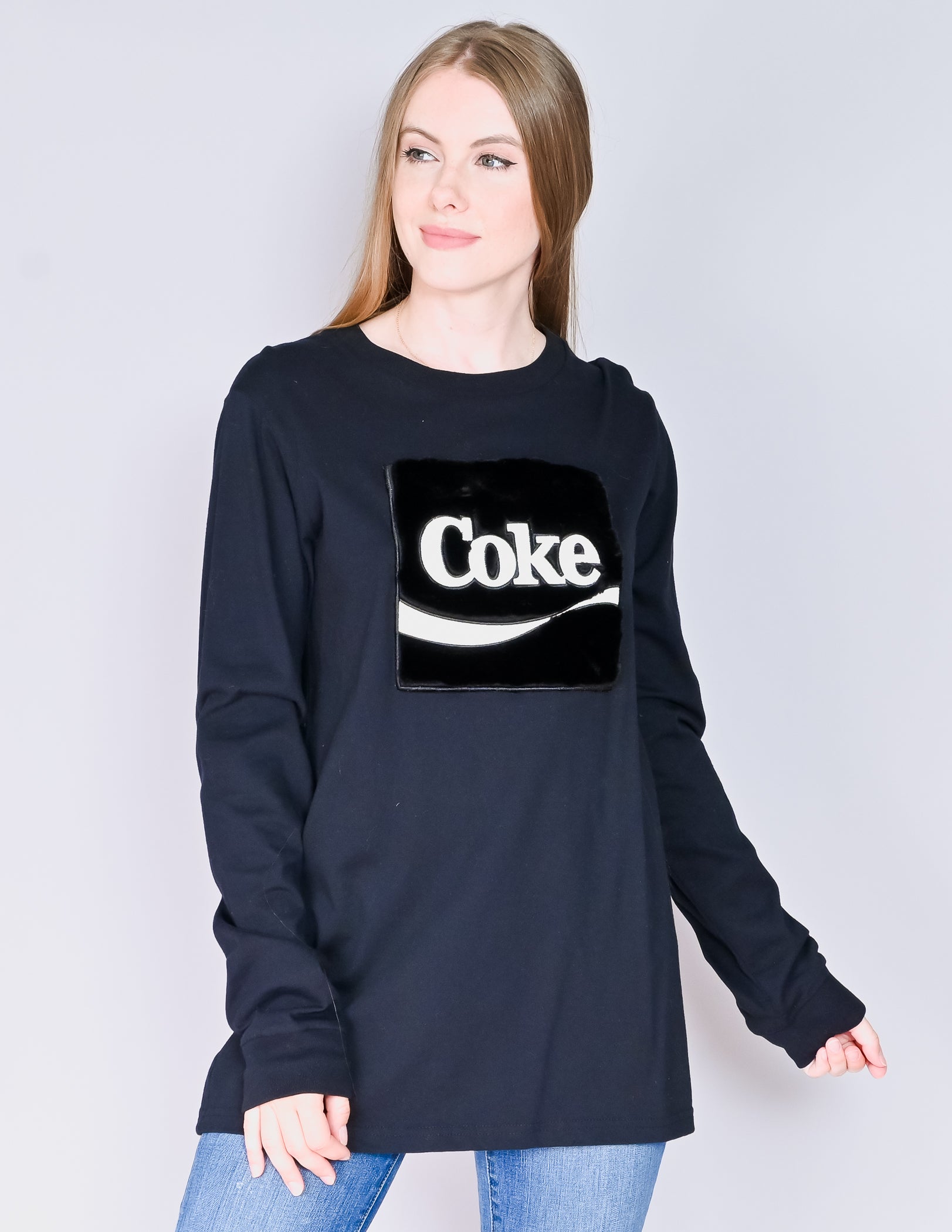 JOYRICH x COCA COLA Fuzzy Coke Long-Sleeve Tee (M) – Fashion