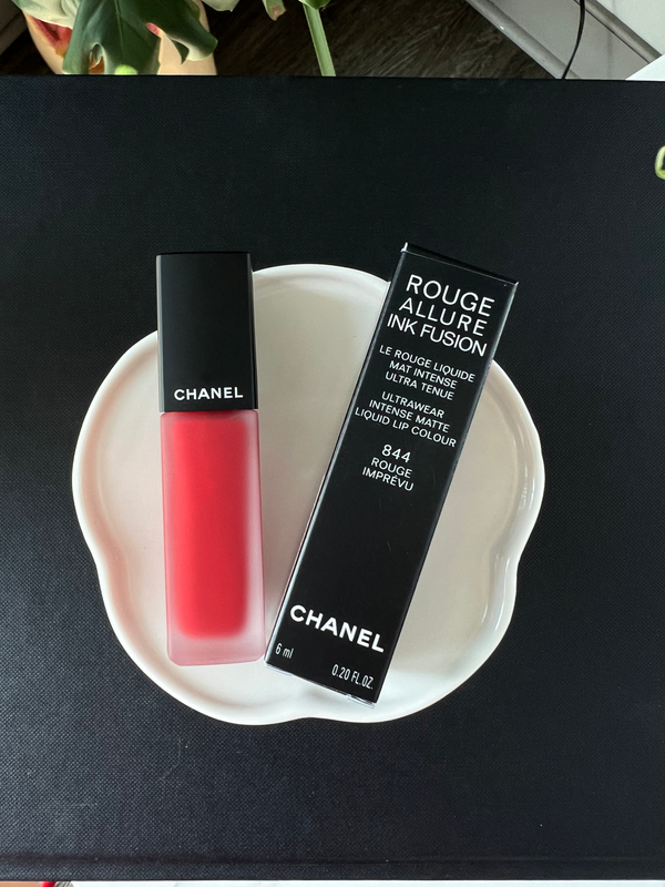 CHANEL Rouge Allure Ink Fusion 844 Rouge Imprévu Matte Liquid Lipstick