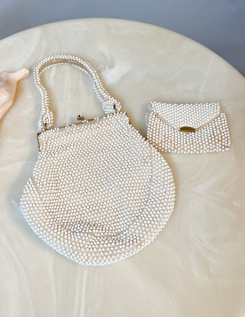 Vintage 1950s Fully Beaded White Gold Clasp Bag